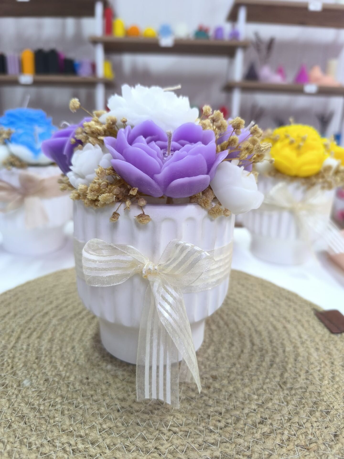 SAKSILI ÇİÇEK MUM